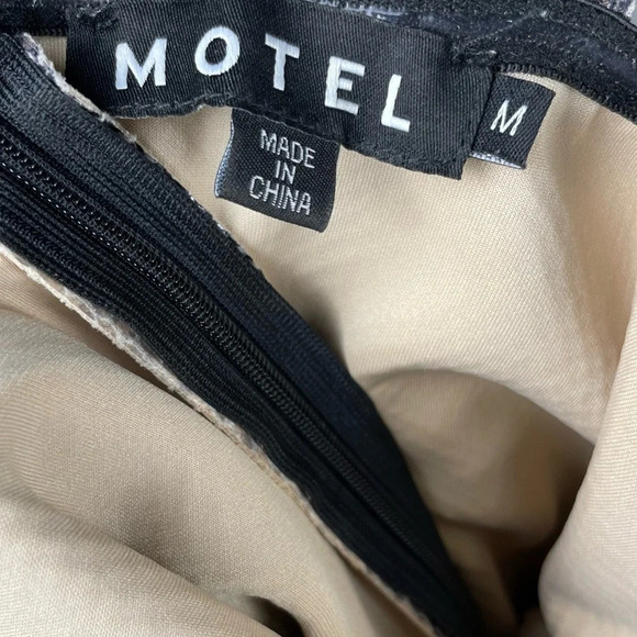 Motel Dress Womens Medium Beige Burmay PU Snake Grunge Goth Statement Party Mini - Picture 8 of 9